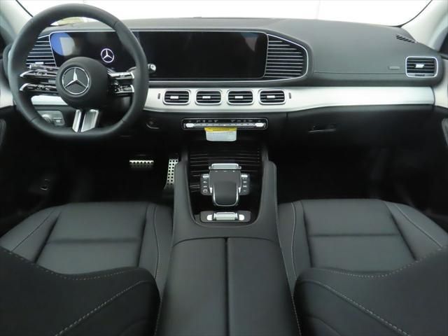 Thumbnail: 2026 Mercedes-Benz GLS - 14