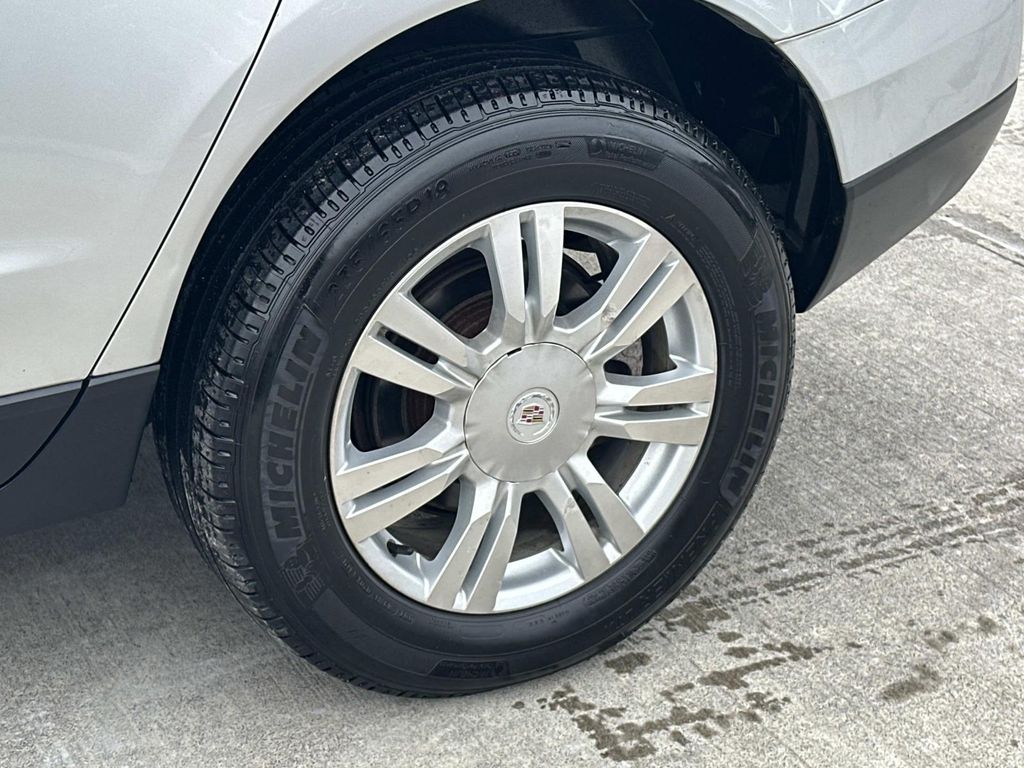 Thumbnail: 2010 Cadillac SRX - 16