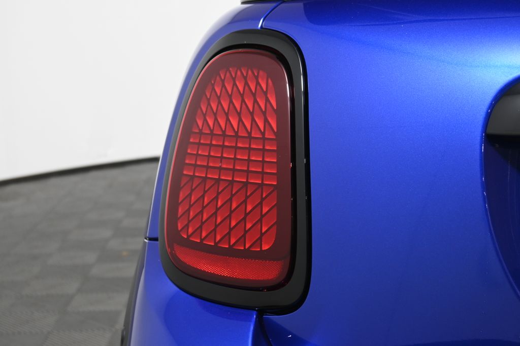 Thumbnail: 2026 MINI Cooper - 19