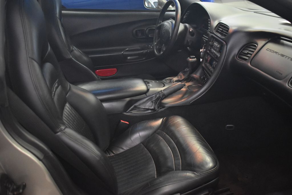 Thumbnail: 2000 Chevrolet Corvette - 23