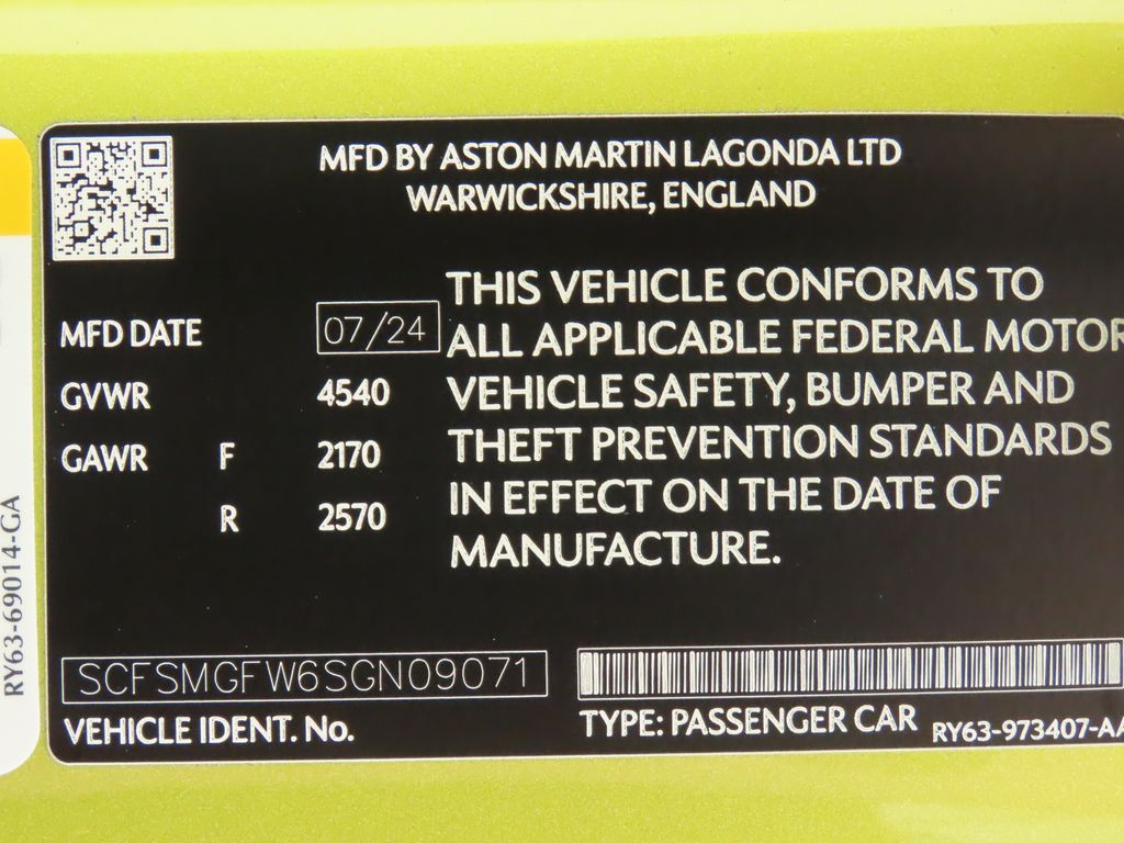 Thumbnail: 2025 Aston Martin Vantage - 30