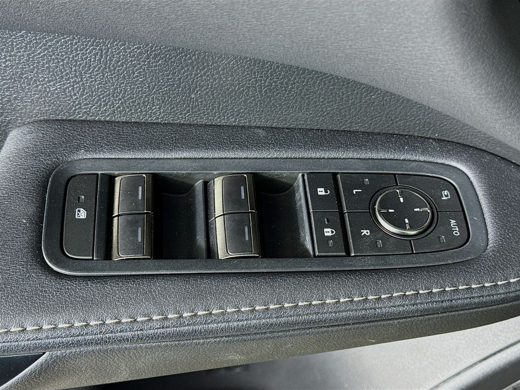 Thumbnail: 2025 Lexus RX - 18