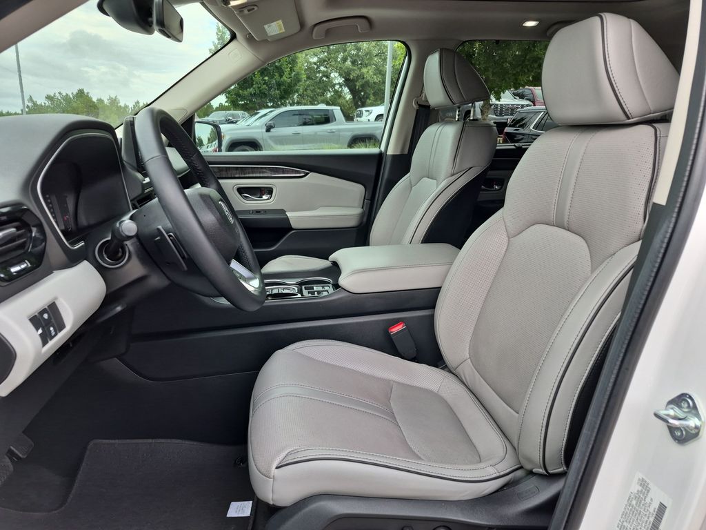 Used Car 2024 Honda Pilot  Elite For Sale Under $50,000 In Austin, Texas
