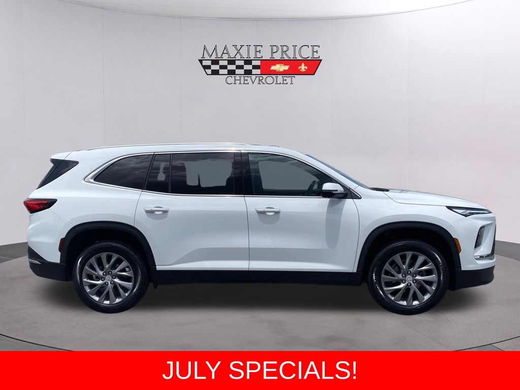 Used 2025 Buick Enclave SUV