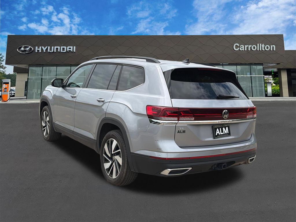 2025 Volkswagen Atlas SE w/Tech - Photo 7