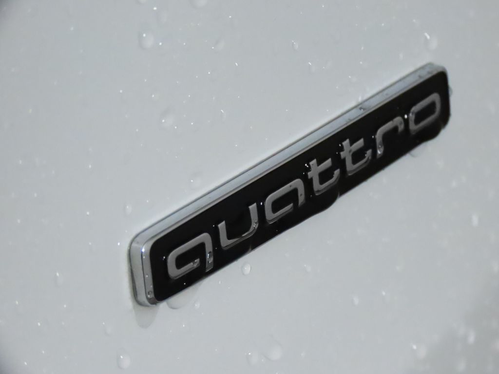 Thumbnail: 2025 Audi Q5 - 10