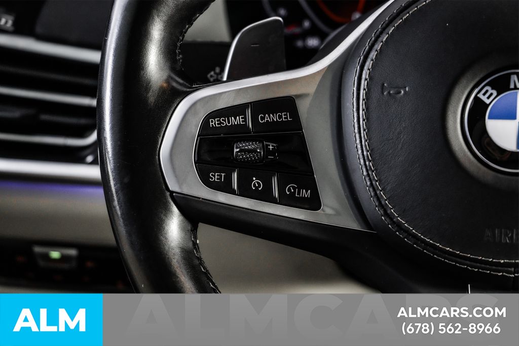 Used 2022 Black BMW xDrive40i image 29