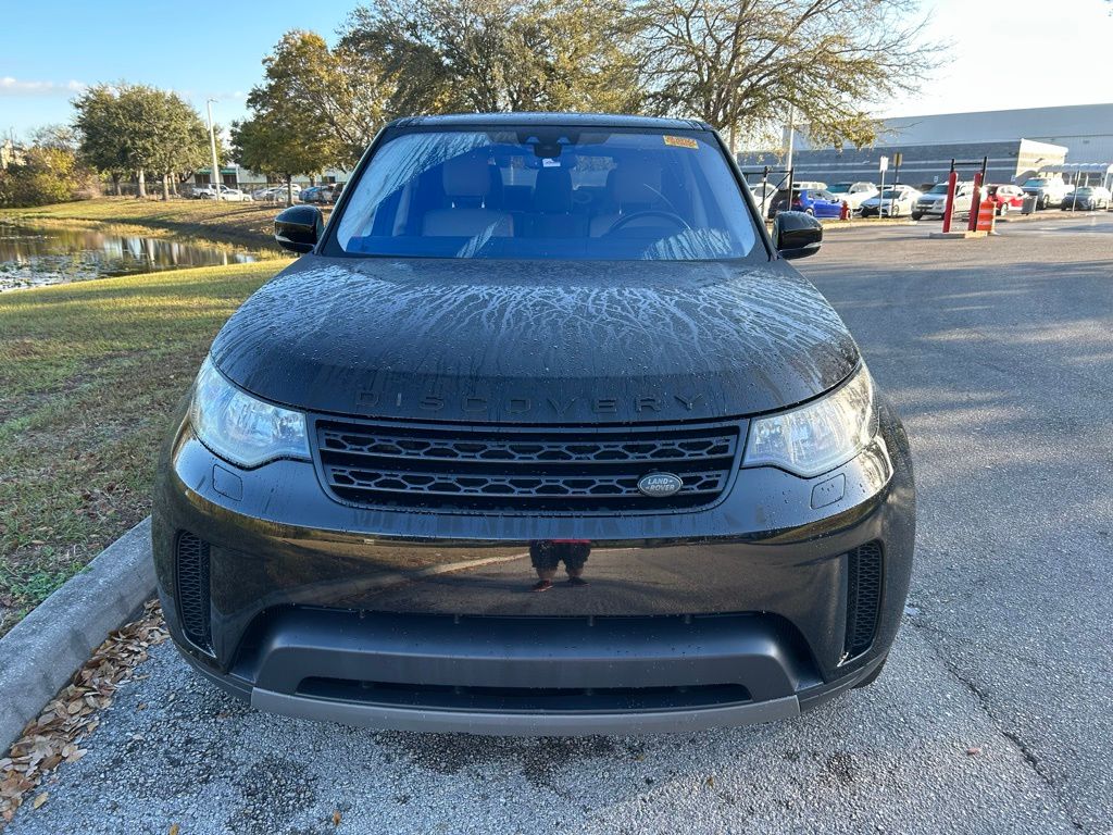 Thumbnail: 2018 Land Rover Discovery - 8