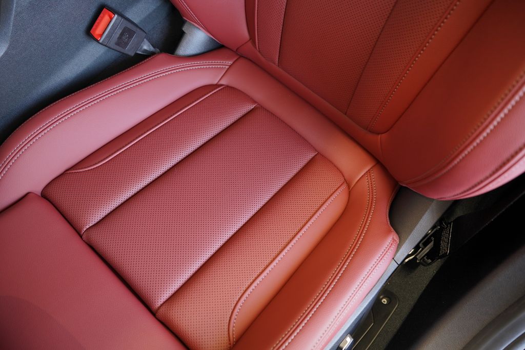 Thumbnail: 2026 BMW 3 Series - 11