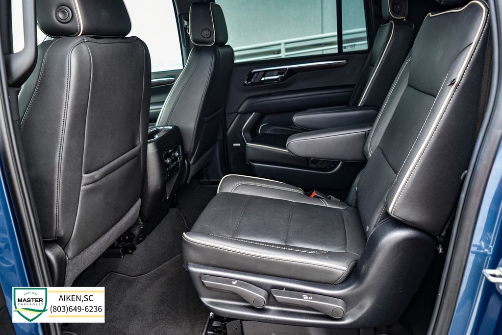 Used 2025 Chevrolet Suburban SUV
