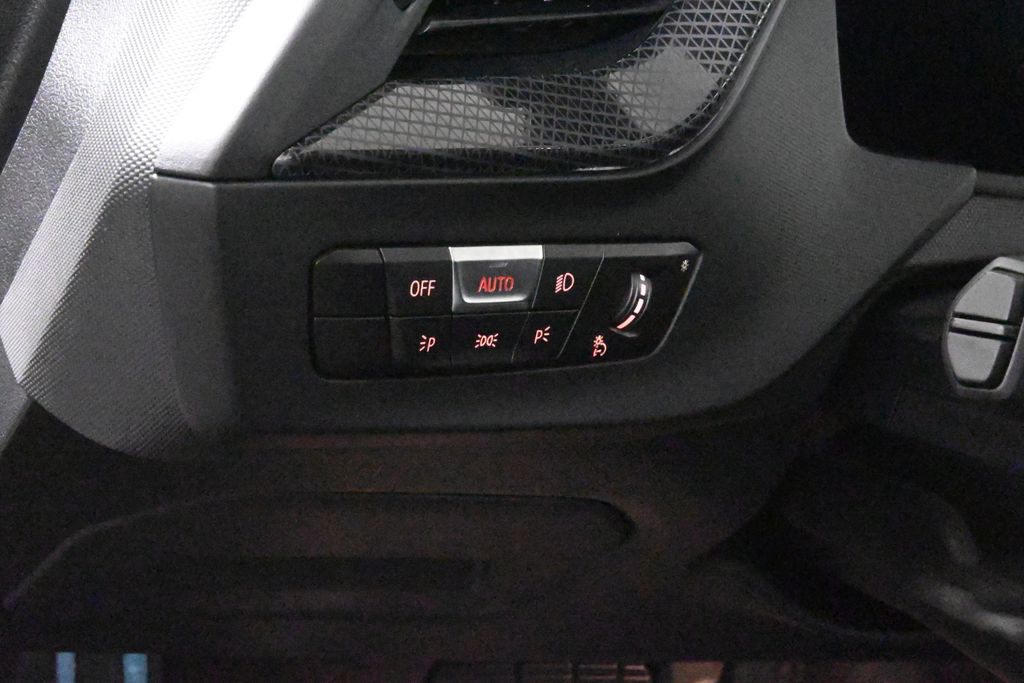 Thumbnail: 2023 BMW 2 Series - 26