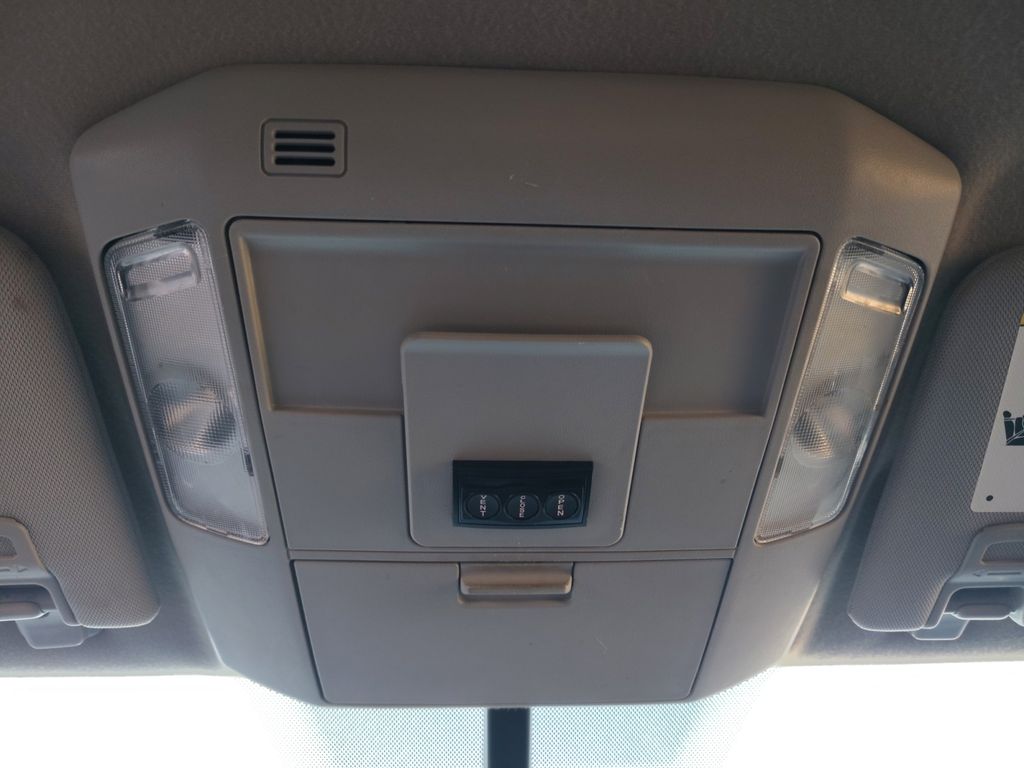 Used Car 2017 Toyota Tundra  Sr5 For Sale Under $30,000 In Austin, Texas