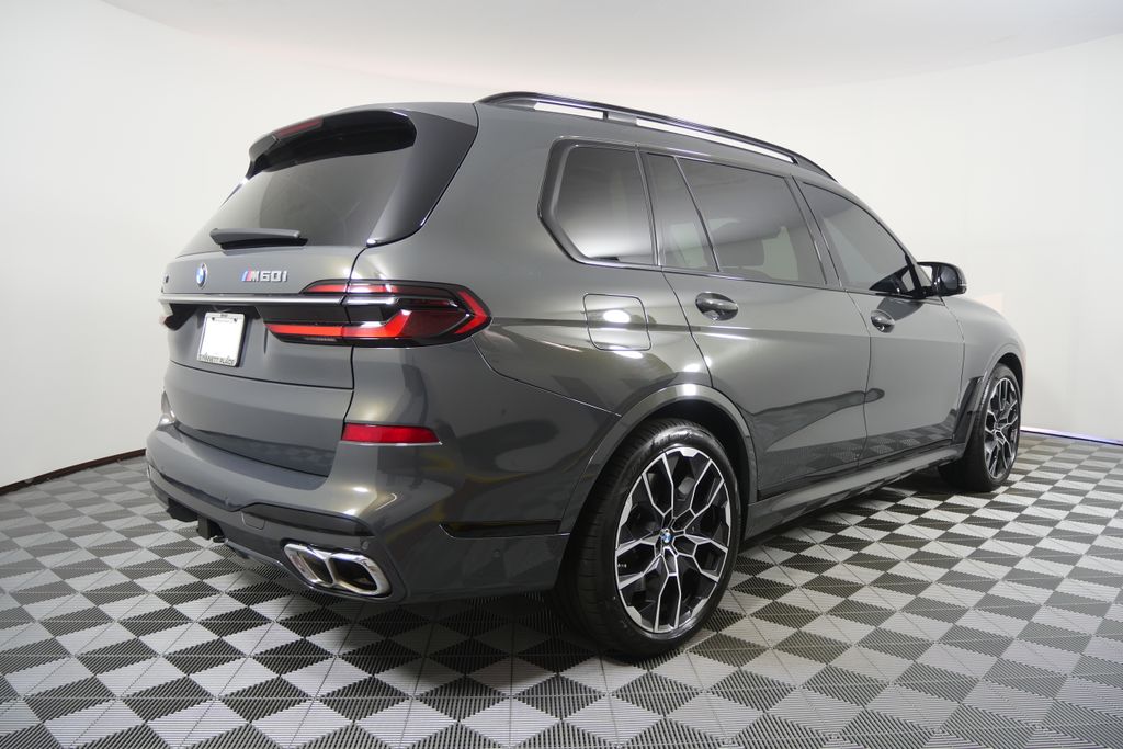 Thumbnail: 2023 BMW X7 - 3