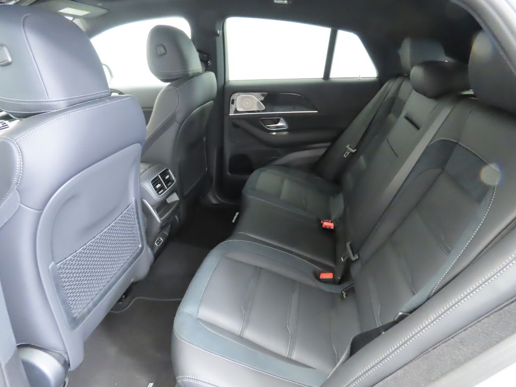 Thumbnail: 2026 Mercedes-Benz GLE - 22