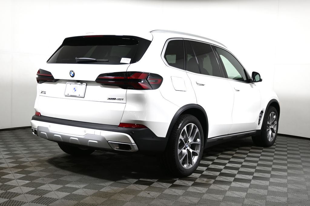 Thumbnail: 2026 BMW X5 - 7