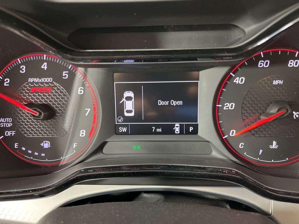 2025 Chevrolet Trax RS 32