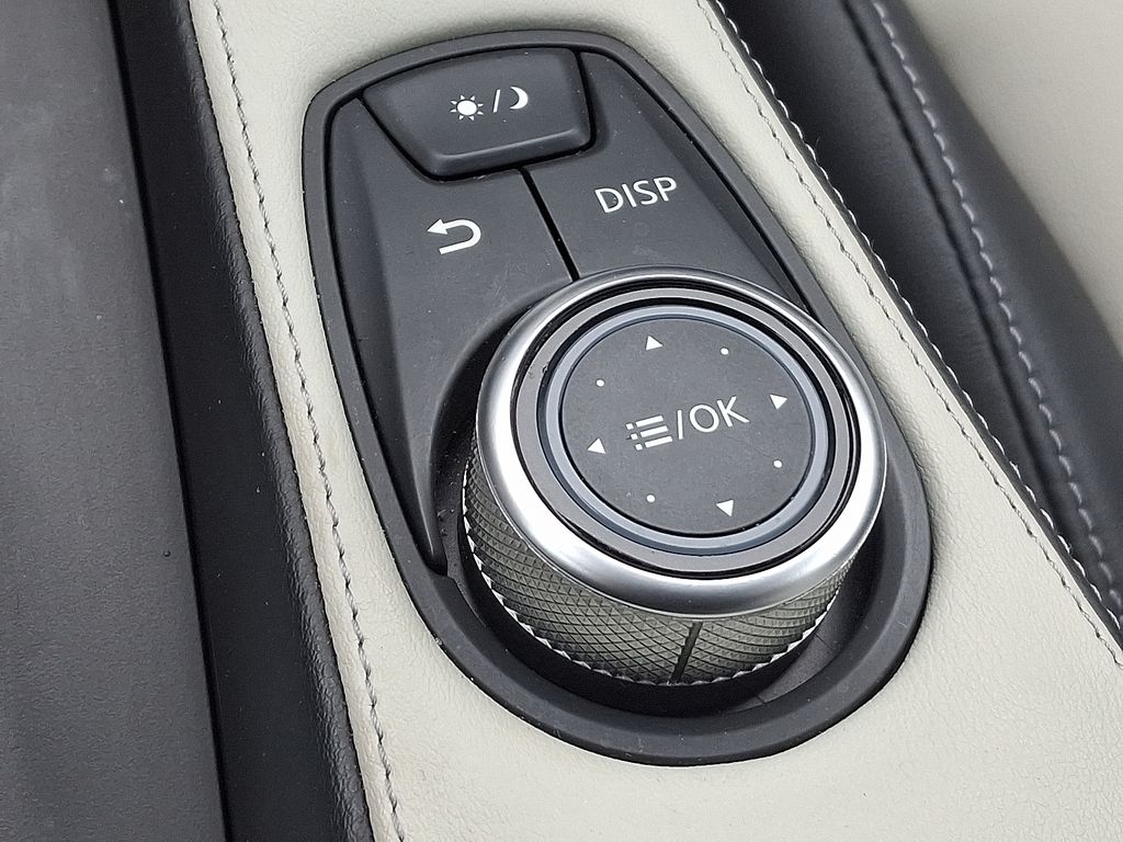 2022 INFINITI QX55 Luxe 26