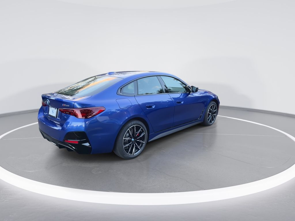 Thumbnail: 2025 BMW i4 - 8