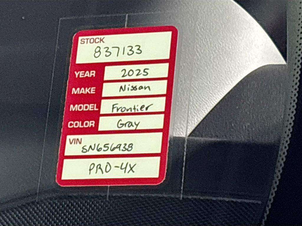 2025 Nissan Frontier PRO-4X