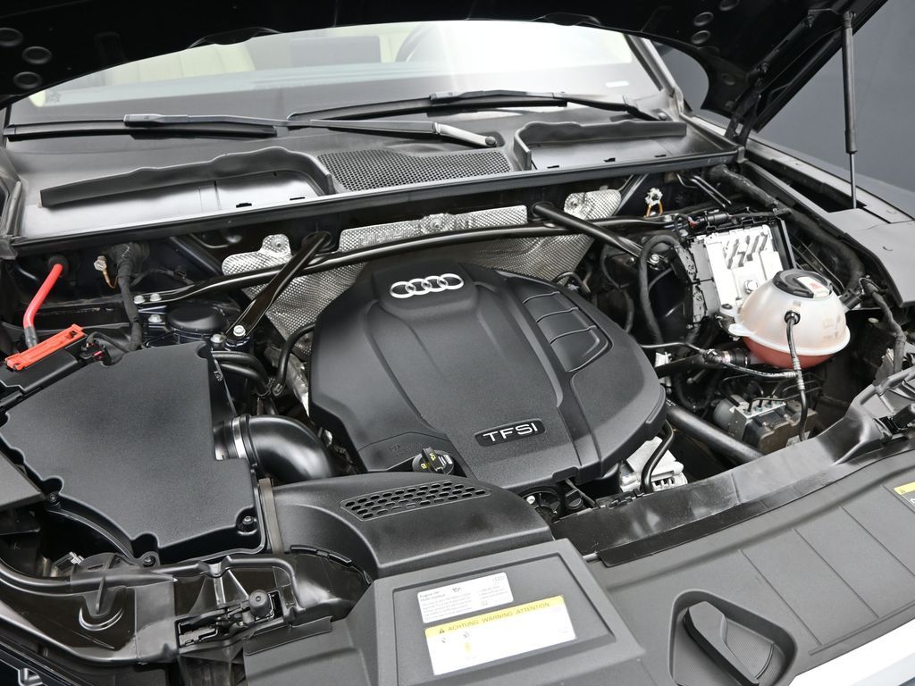 2018 Audi Q5 2.0T quattro Premium Plus