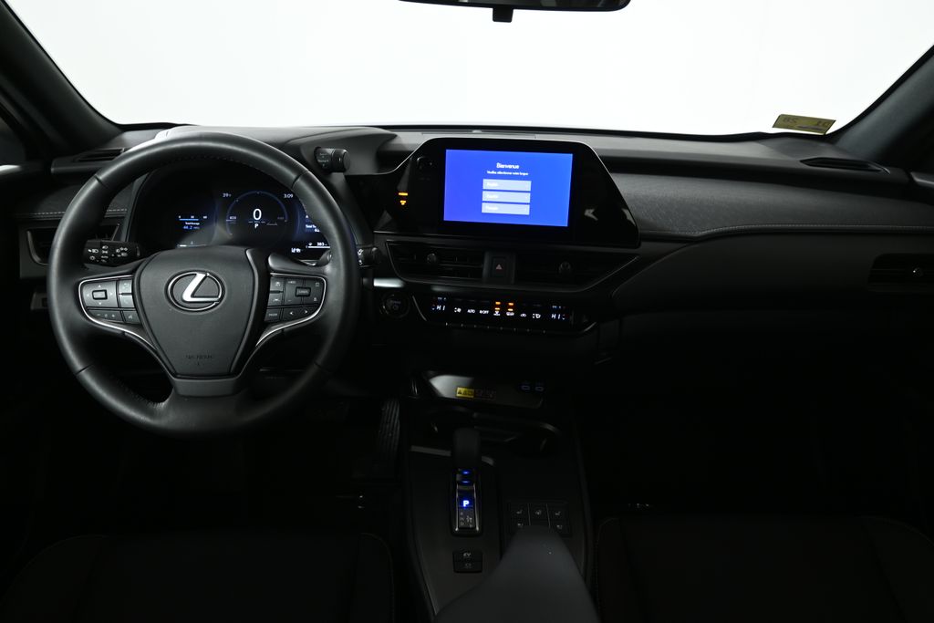 Thumbnail: 2025 Lexus UX - 17