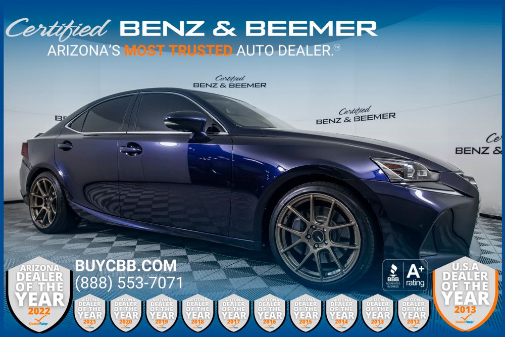 2018 Lexus IS 300 RWD