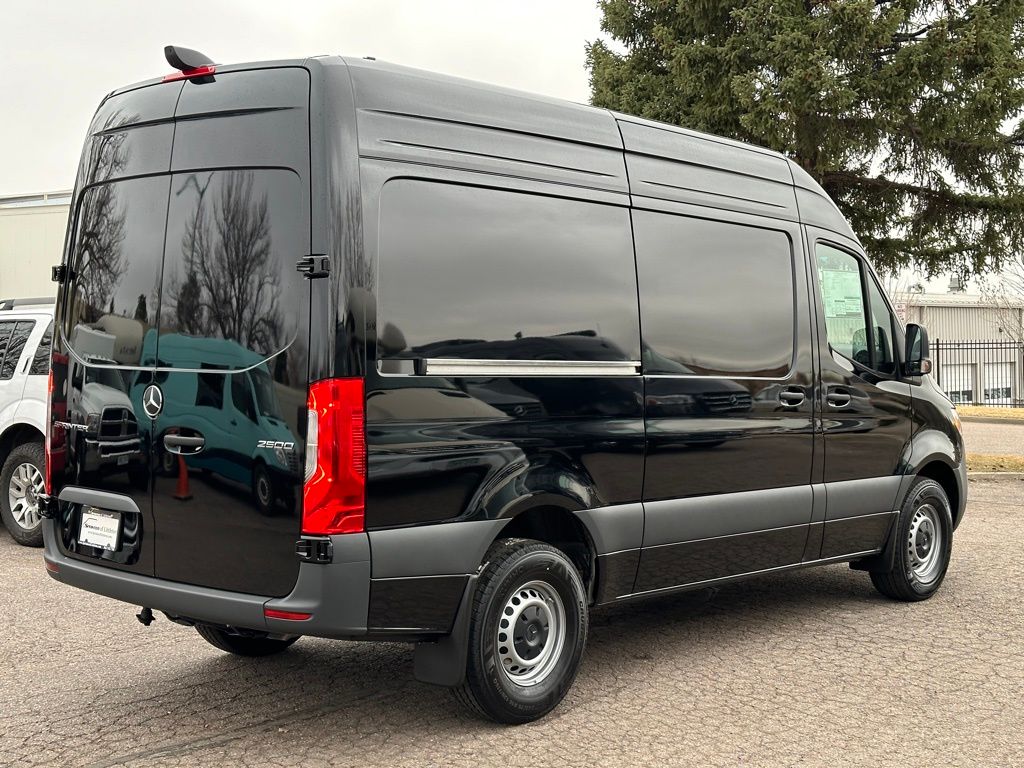 2024 Mercedes-Benz Sprinter 2500 Cargo 144 WB 5