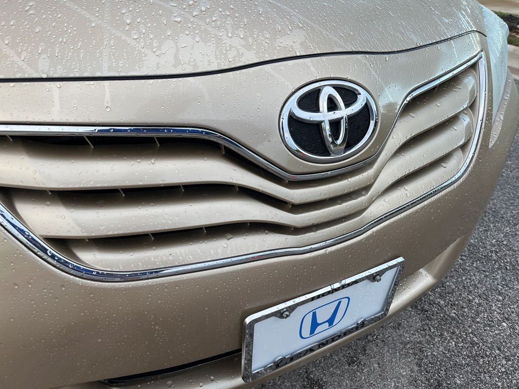 2011 Toyota Camry LE 15