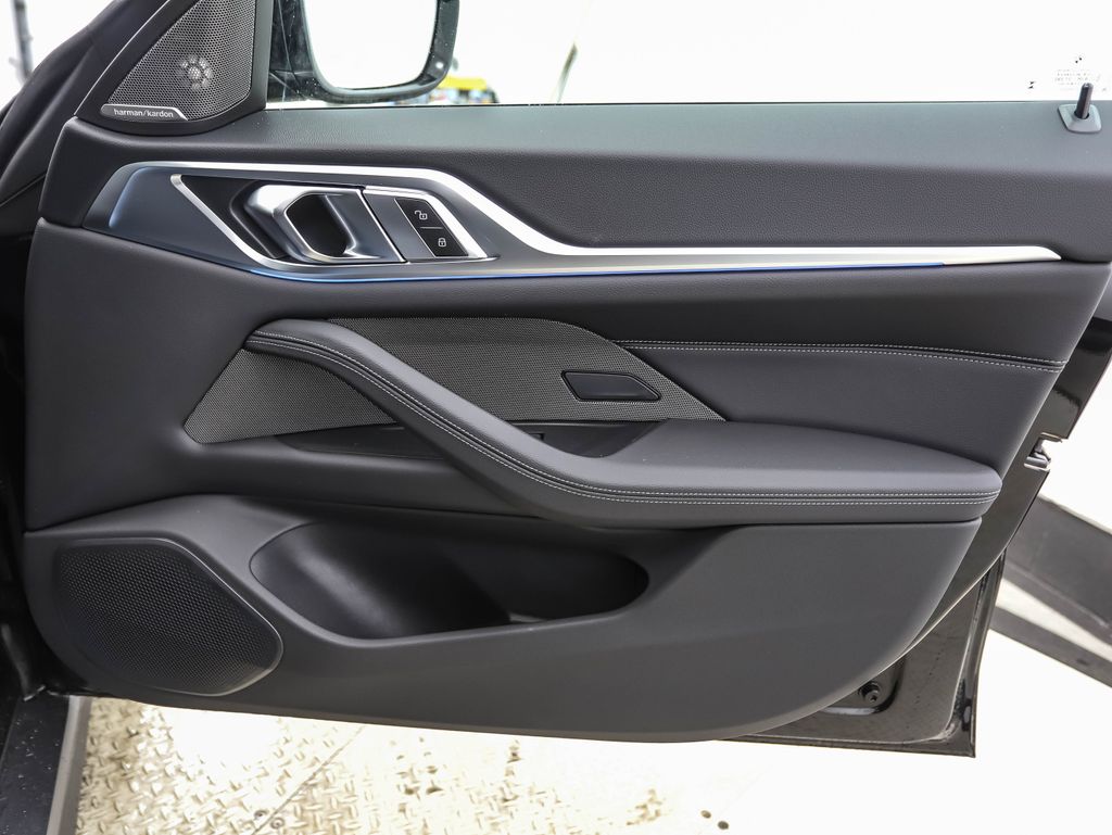 Thumbnail: 2026 BMW i4 - 29