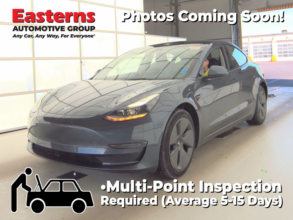 2023 Tesla Model 3 -'s photo