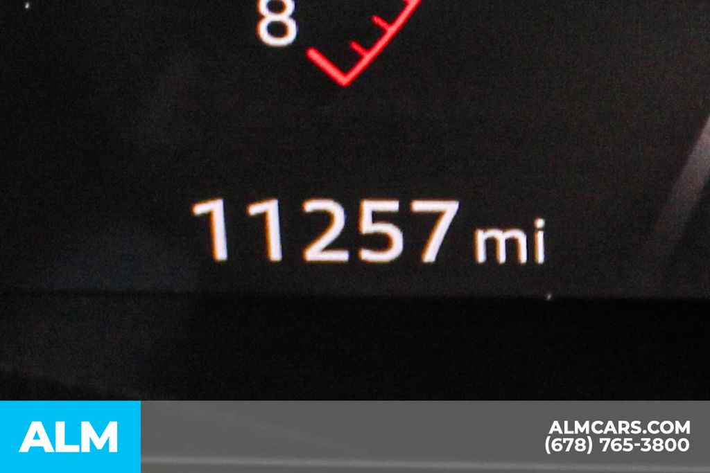 Used 2025 Black Nissan Platinum image 43
