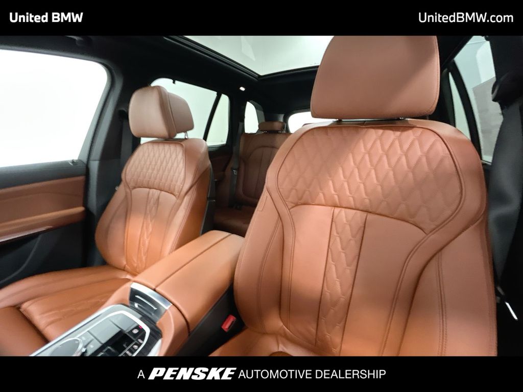 Thumbnail: 2026 BMW X5 - 13