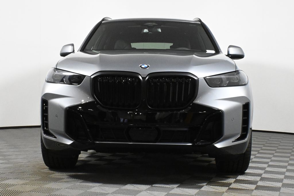 Thumbnail: 2026 BMW X5 - 10