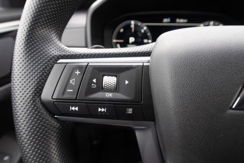 2025 Mitsubishi Outlander PHEV ES S-AWC
