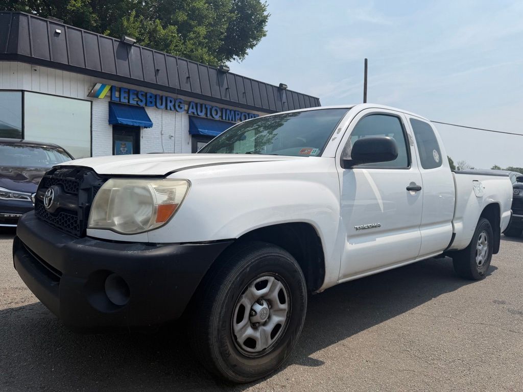 Super White 2011 Toyota Tacoma Pickup Truck 4X2 4-Speed Automatic Overdrive