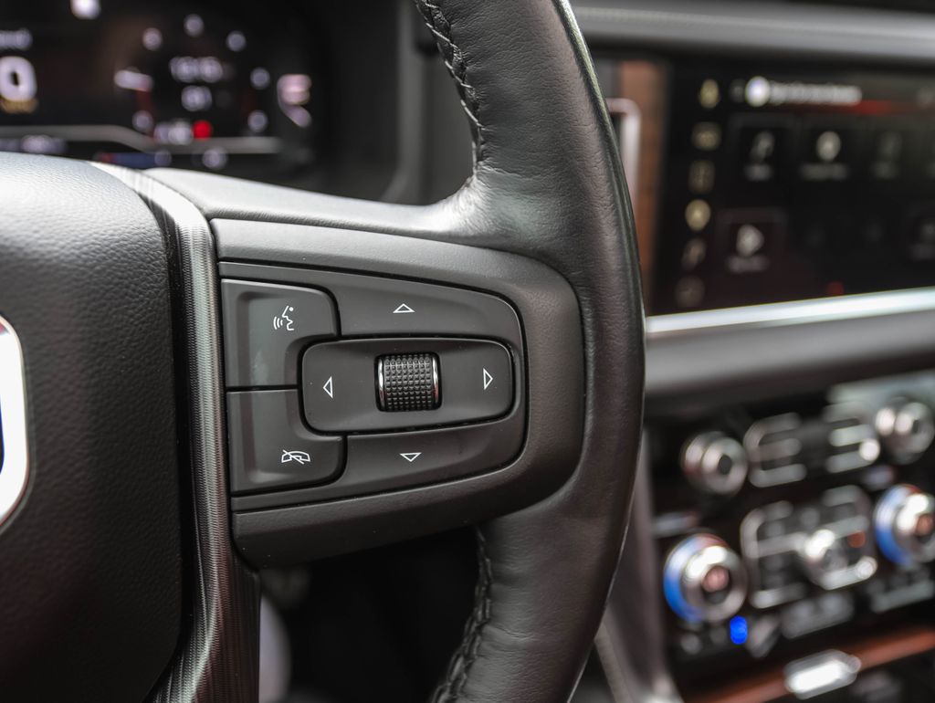 Thumbnail: 2023 GMC Yukon - 13