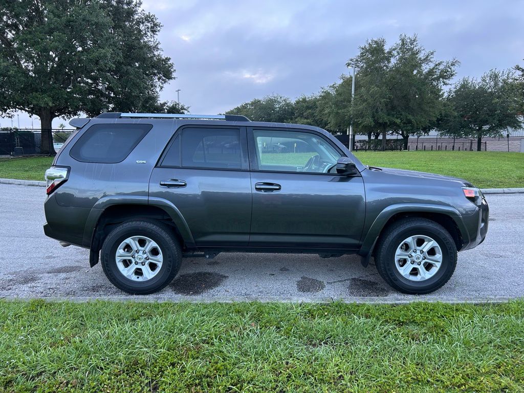 Thumbnail: 2022 Toyota 4Runner - 6