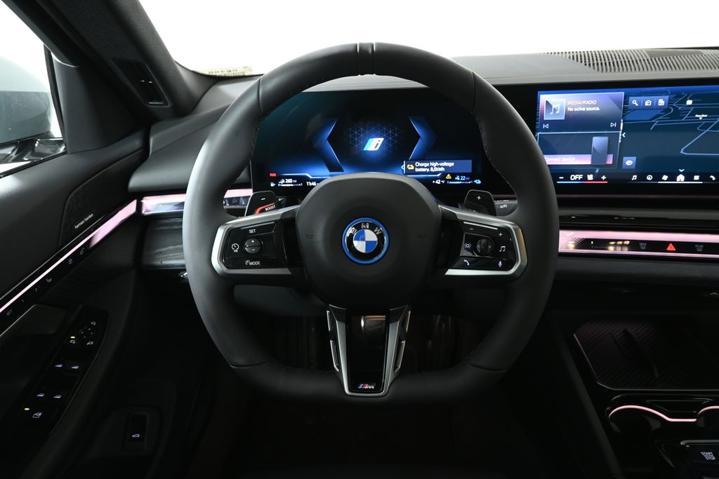 Thumbnail: 2026 BMW 5 Series - 19