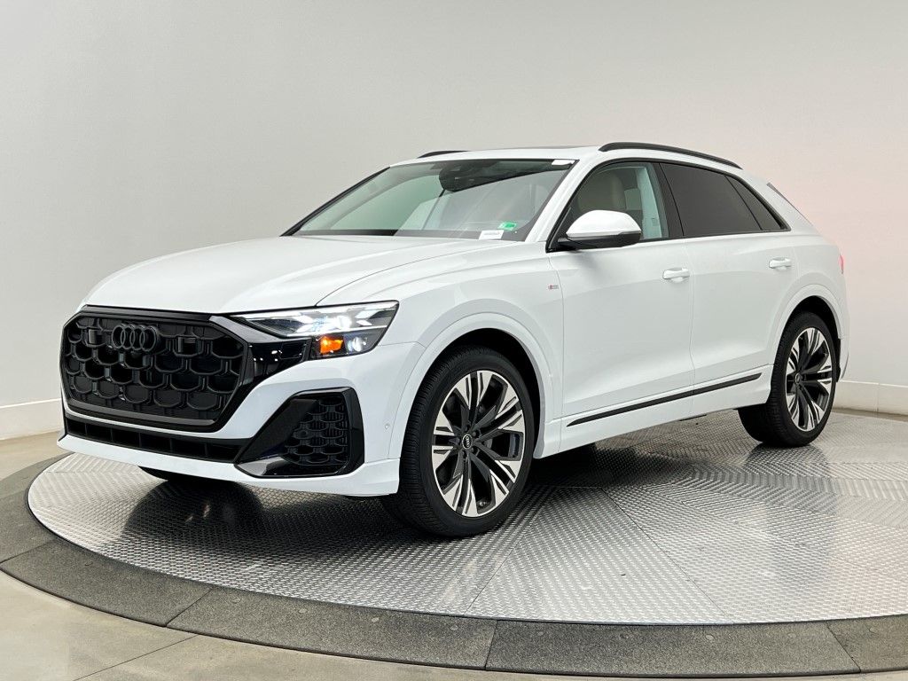 Thumbnail: 2025 Audi Q8 - 2