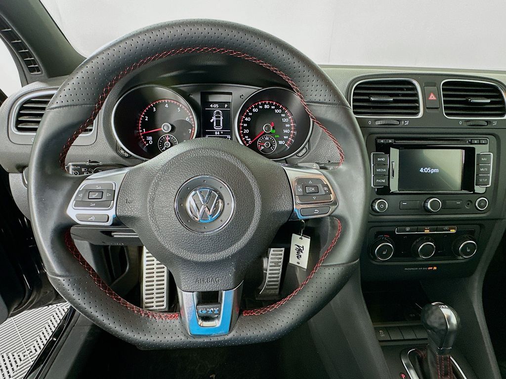 Thumbnail: 2013 Volkswagen Golf - 11