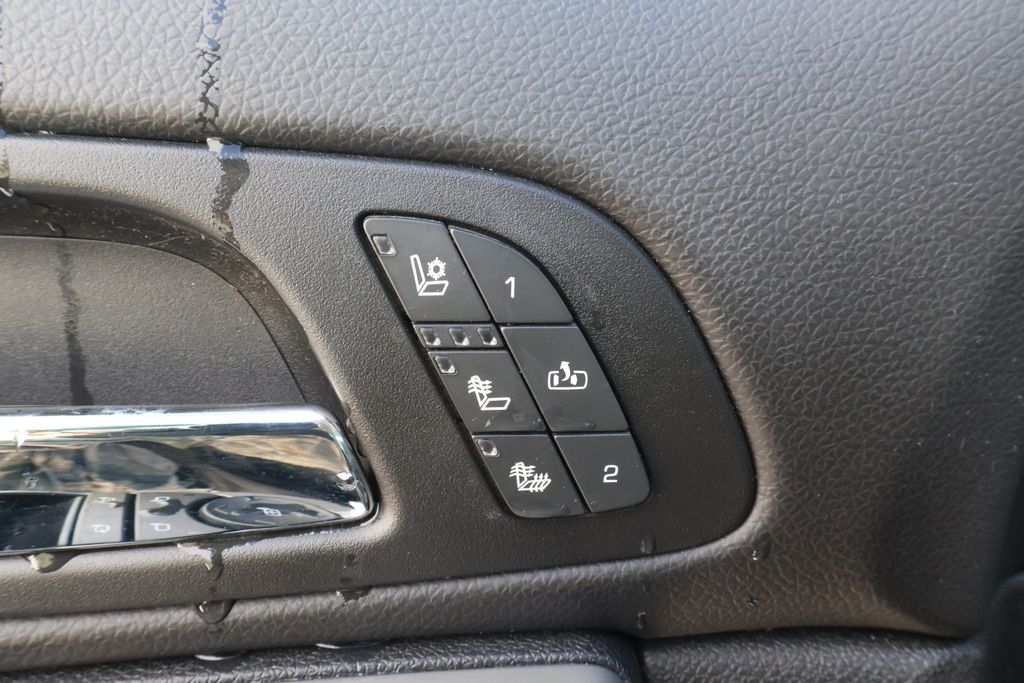 Thumbnail: 2013 Chevrolet Silverado 1500 - 16