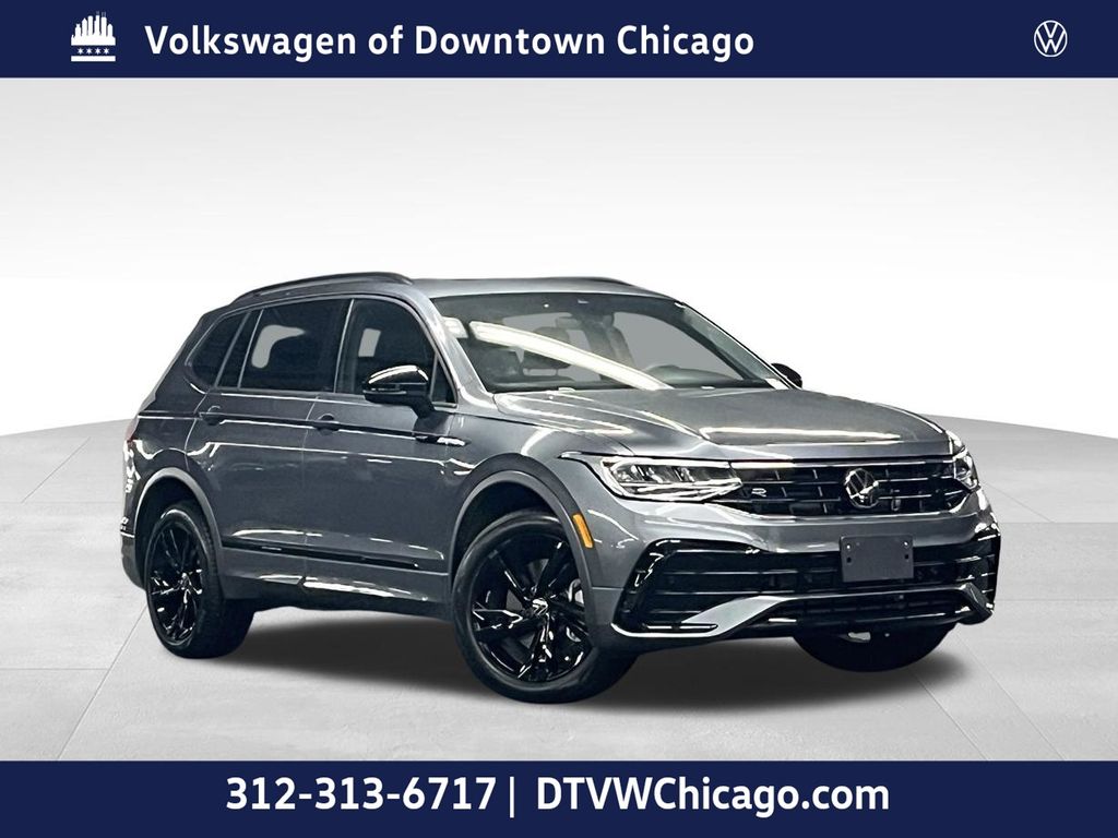 2024 Volkswagen Tiguan 2.0T SE R-Line Black