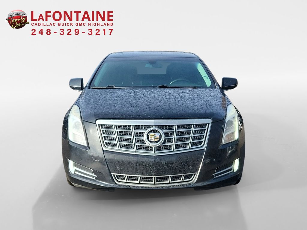 2014 Cadillac XTS Luxury 2