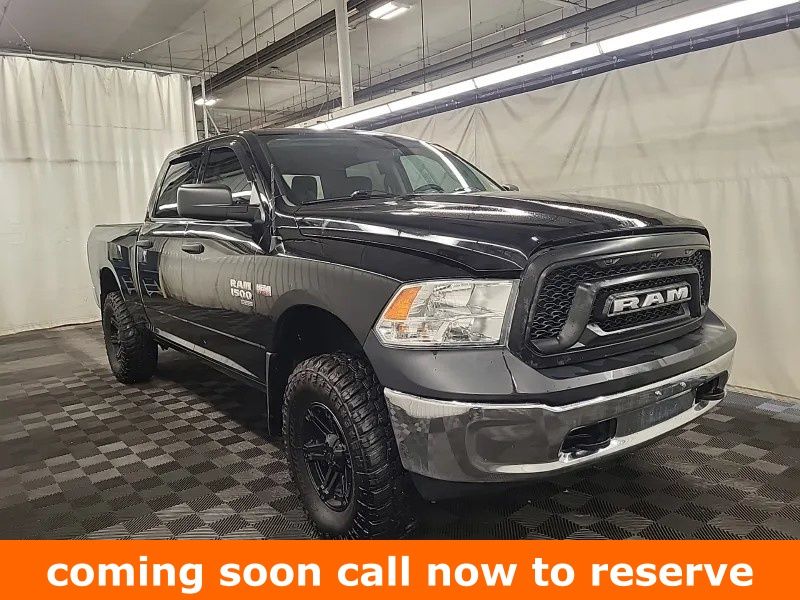 Black Clearcoat 2019 RAM 1500 Classic SLT Crew Cab 4WD Pickup Truck Four-Wheel Drive 8-Speed Automatic