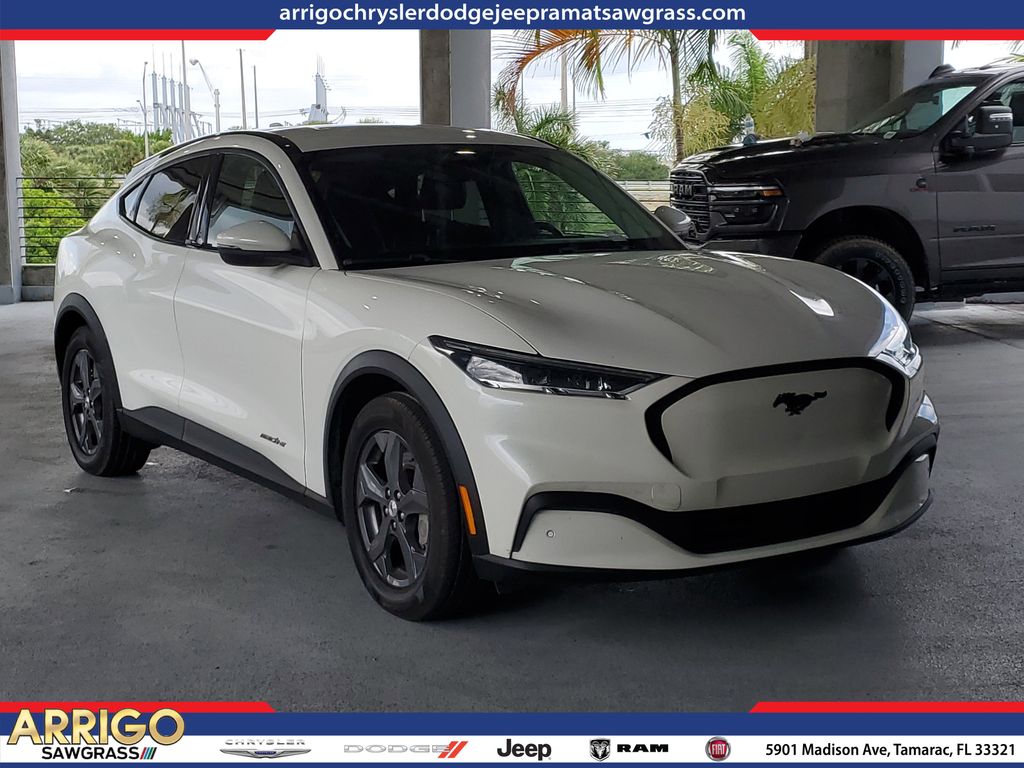 2022 Ford Mustang Mach-E Select