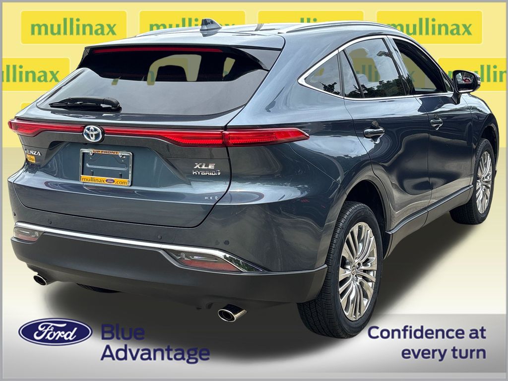 Certified Used 2022 Gray Toyota XLE image 4