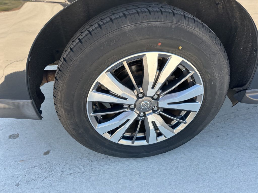 2020 Magnetic Black Pearl Nissan Pathfinder SV FWD SUV
