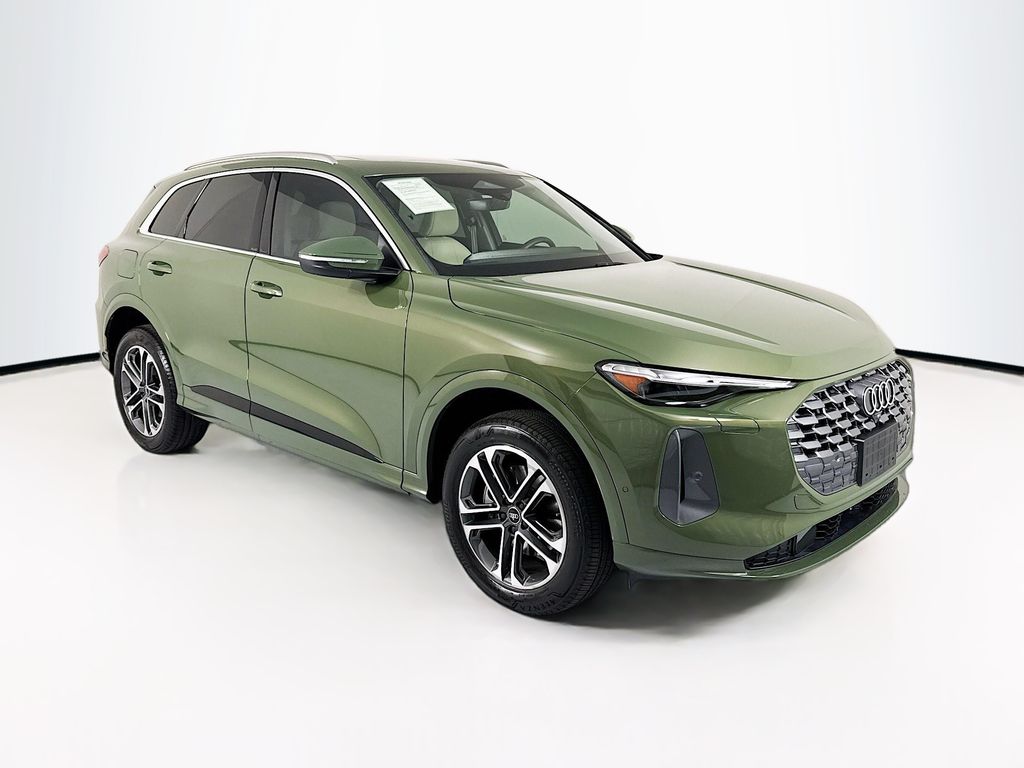 Thumbnail: 2025 Audi Q5 - 3