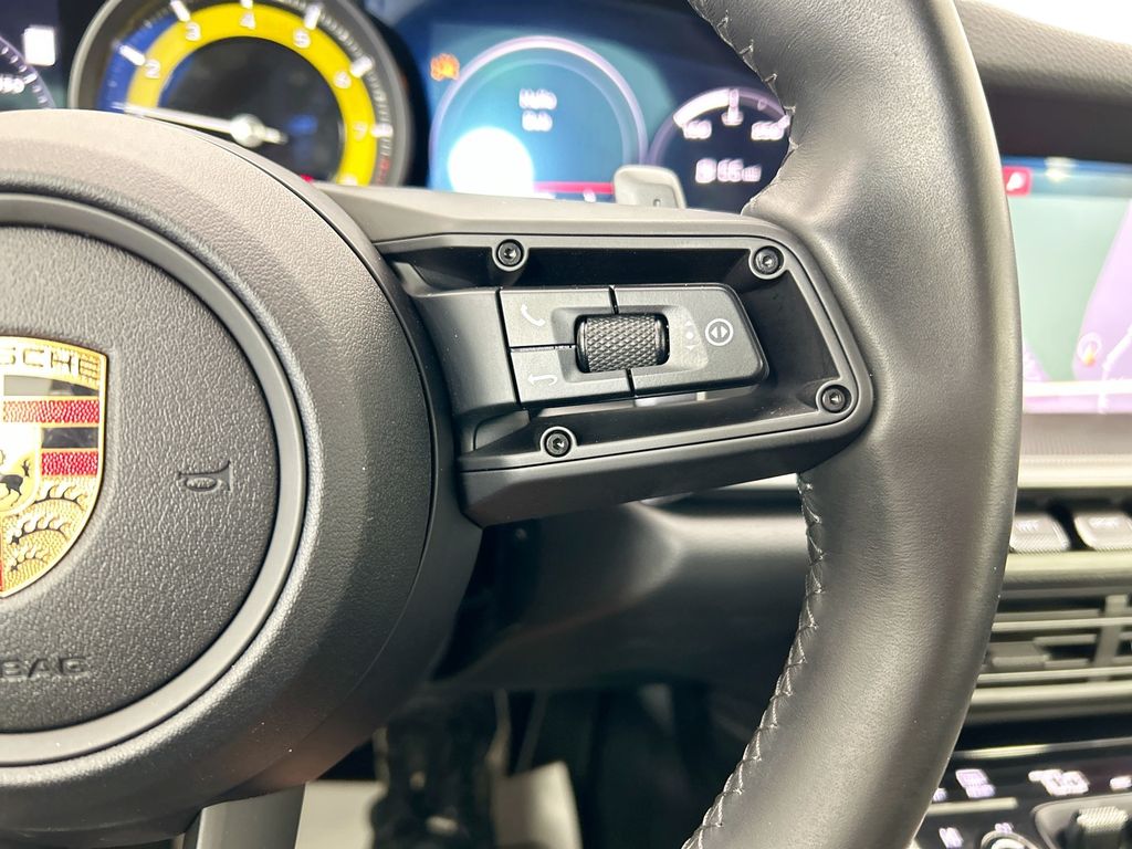 Thumbnail: 2020 Porsche 911 - 12