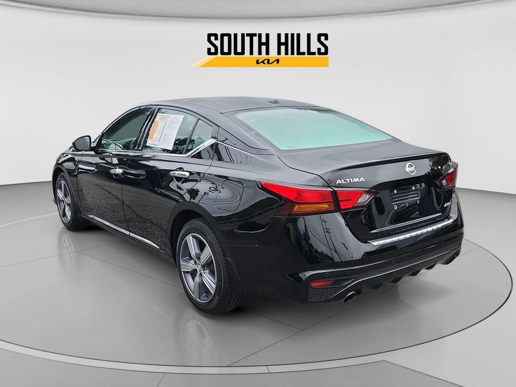 2020 Nissan Altima 2.5 SL Black at South Hills Kia